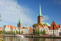 CityCards wehen Charme an den Hafen Lübecks